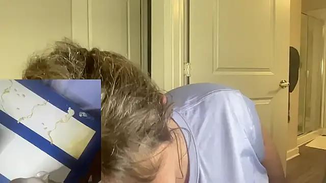 Maddiliz from StripChat