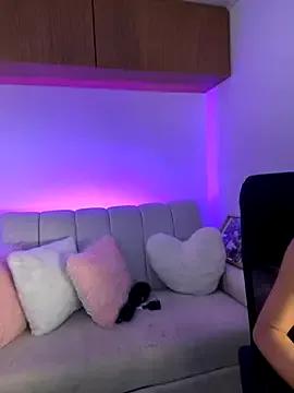 Maddy_bronw_ from StripChat