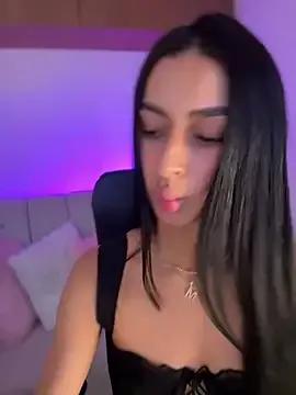 Maddy_bronw_ from StripChat