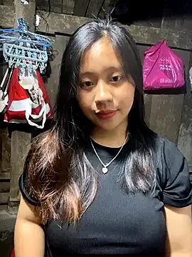 Maianhcute from StripChat