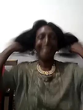 Mamakarma1403 from StripChat