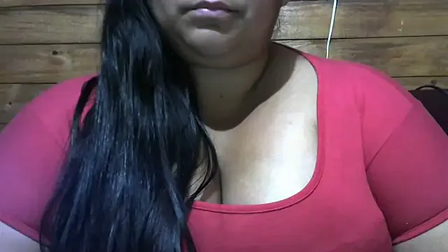 MARRENTINHA34 from StripChat