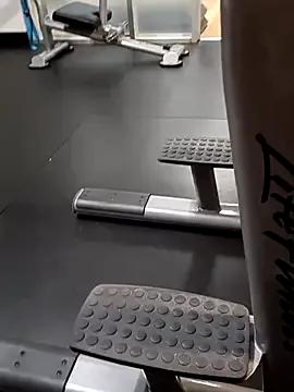 Massive_cum from StripChat