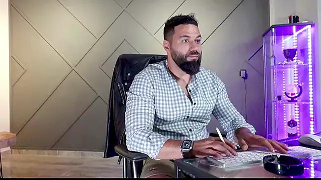 Mattmasterss from StripChat
