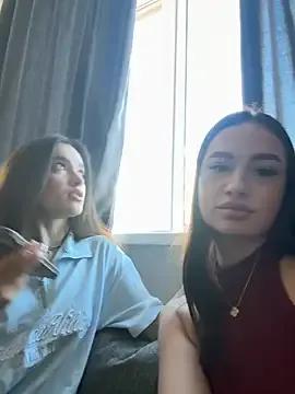 MayaGlow from StripChat