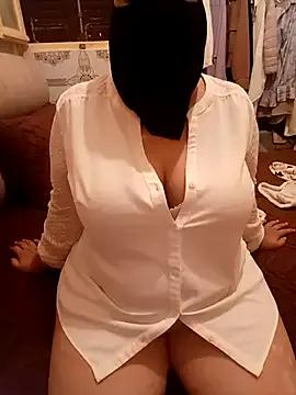 Mayakhalyfaa from StripChat