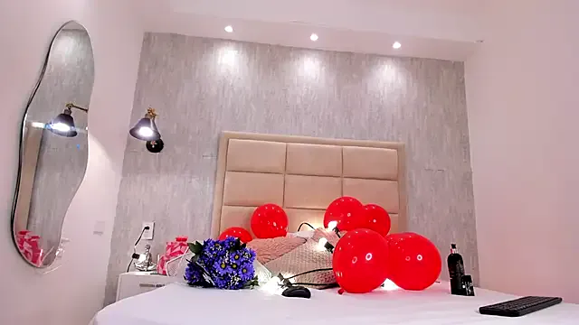 MiaaCollinss_ from StripChat