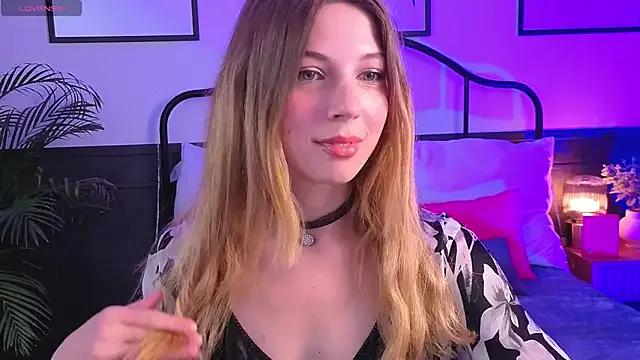 MiillKiss from StripChat