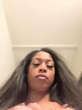 Mismialove from StripChat