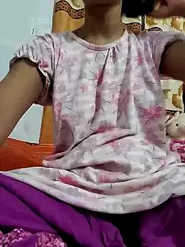 Miss-amelia9 from StripChat
