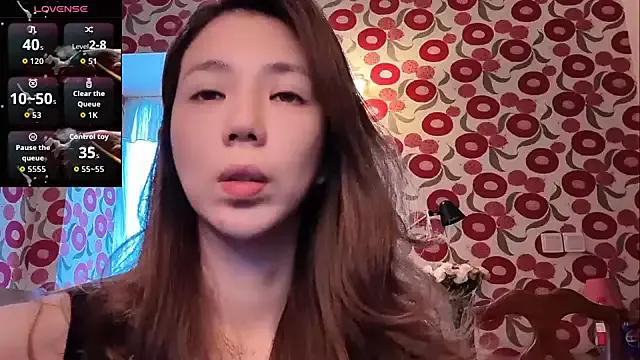 Miss-lin from StripChat