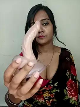 Miss-Riyasingh from StripChat