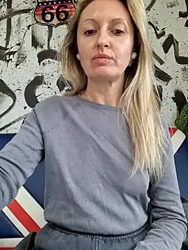 Miss____Mia_ from StripChat