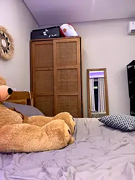 MissBinx from StripChat