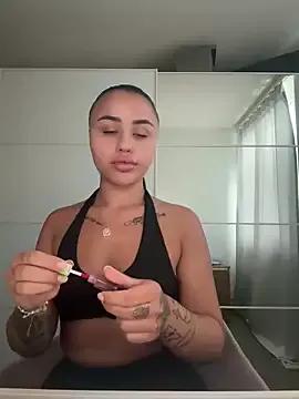 Missmilawild from StripChat