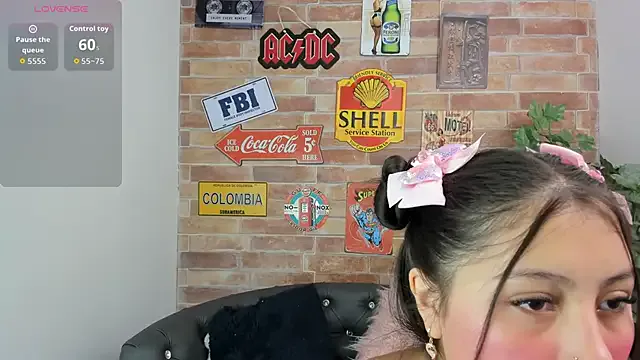 Misss_luxury from StripChat