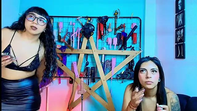 Mrmia_bdsm_extreme from StripChat