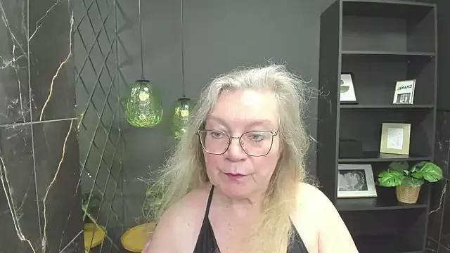 NataliMellow from StripChat