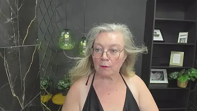 NataliMellow from StripChat