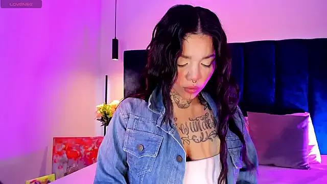 NinaInk from StripChat