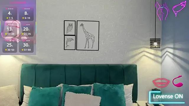 Ninna_curly from StripChat