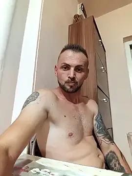 Papichulo0099 from StripChat