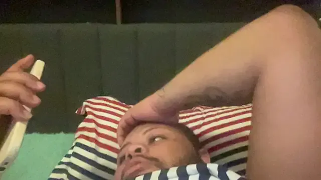 Papijusto from StripChat