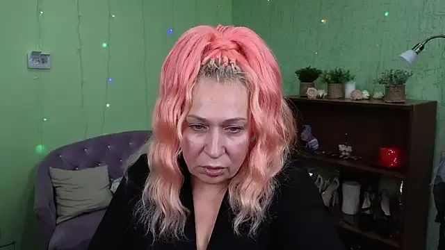 Penelope_Pinky from StripChat