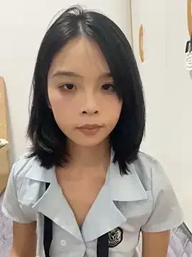 Qiqi_x from StripChat