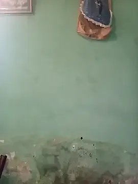 Qtee4 from StripChat