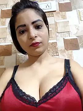 QUEEN-ADITI from StripChat