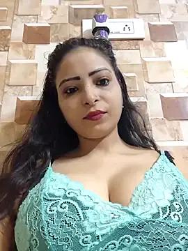 QUEEN-ADITI from StripChat