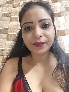 QUEEN-ADITI from StripChat