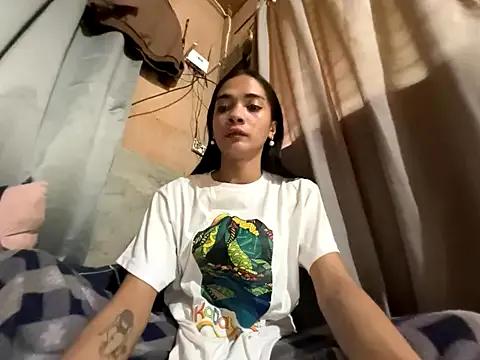 Queen_lucinda from StripChat