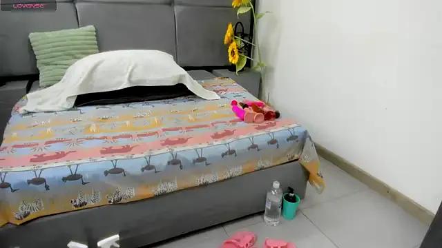 QueenMatturex from StripChat