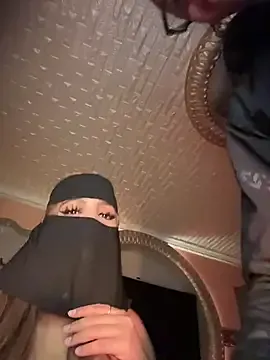 Queentaraf999 from StripChat