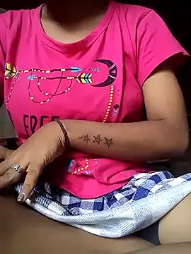 Quun_rosi from StripChat