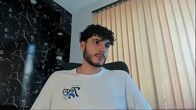 Rafael_Mendezz from StripChat