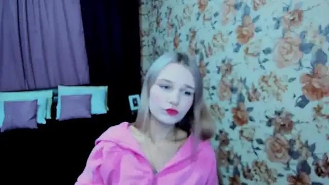 RebeccaChamb from StripChat