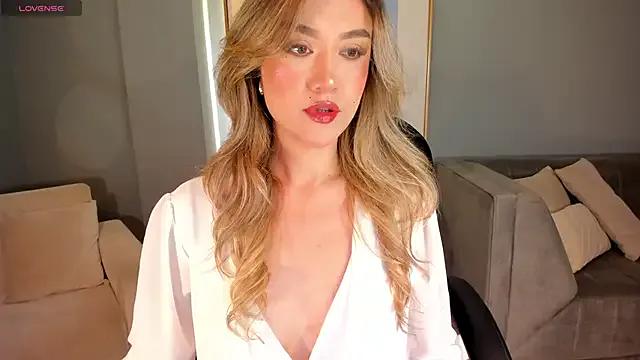 RebeccaHudson from StripChat