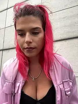 RiriRoseey from StripChat