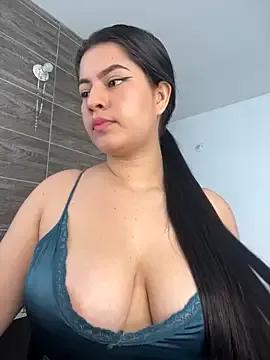 Saanvi21 from StripChat