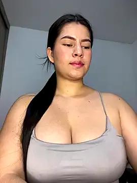 Saanvi21 from StripChat