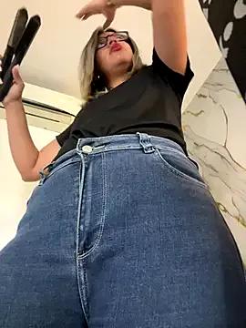 Sara_calderon from StripChat