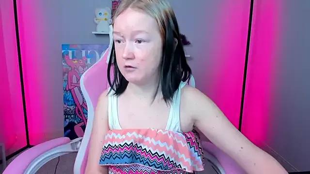 Sara_Robinson from StripChat
