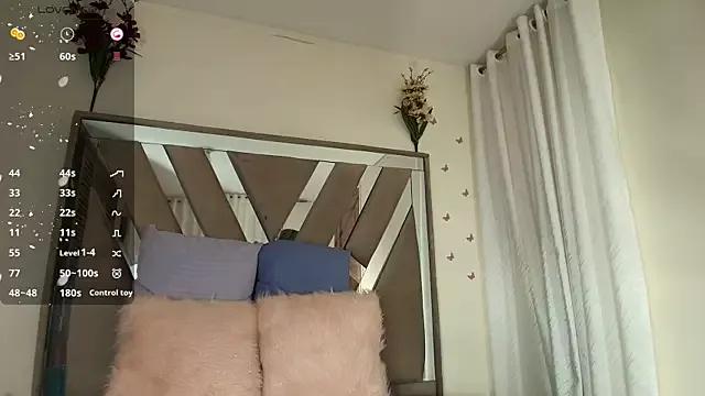 Sara_williams01 from StripChat
