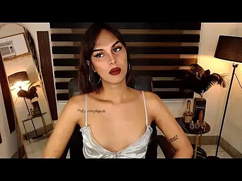 SarahAmber from StripChat