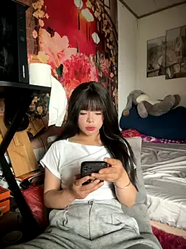 SarahBeii from StripChat