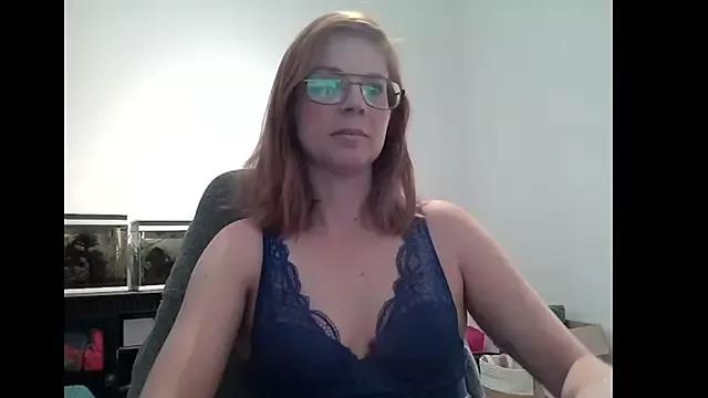 SavannaGirly from StripChat