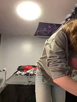 SeccySerena from StripChat